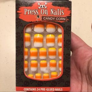 Press on nails with halloween/candy corn design